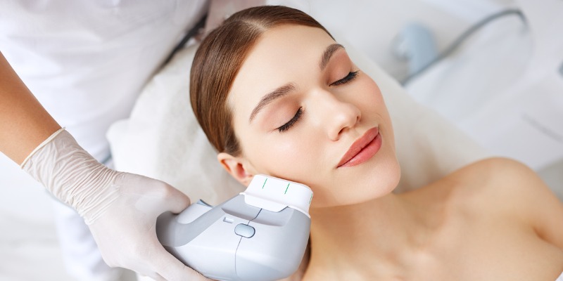 How Fat Freezing and HIFU Work Together? 4 book a personalised consultation of Fat Freezing and HIFU Together Brackley