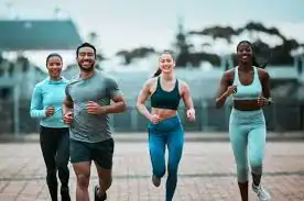 Achieving the Perfect Tone: How Often Should You Exercise for Results? 3 image of man and 3 women doing cardio exercise Brackley to help tone and remove fat from the body.